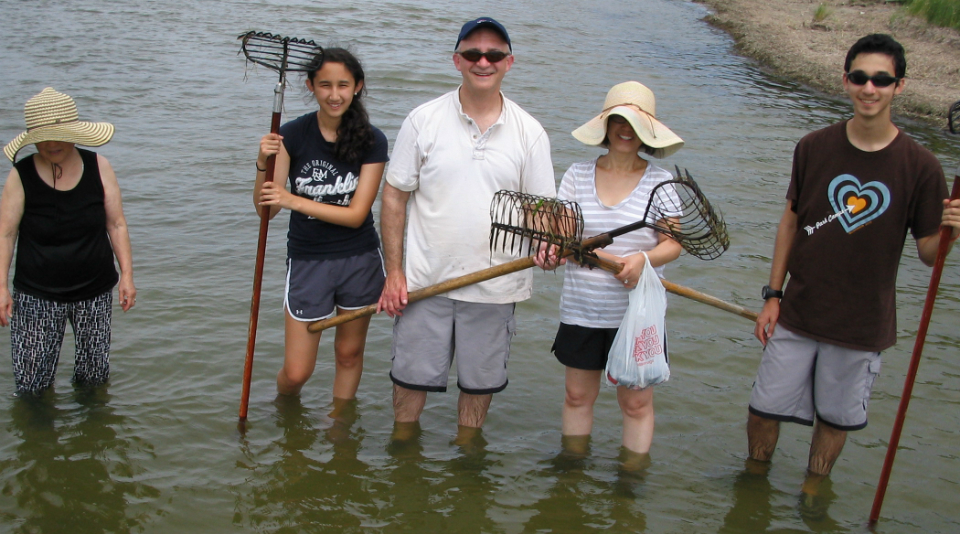 Outer Banks clamming