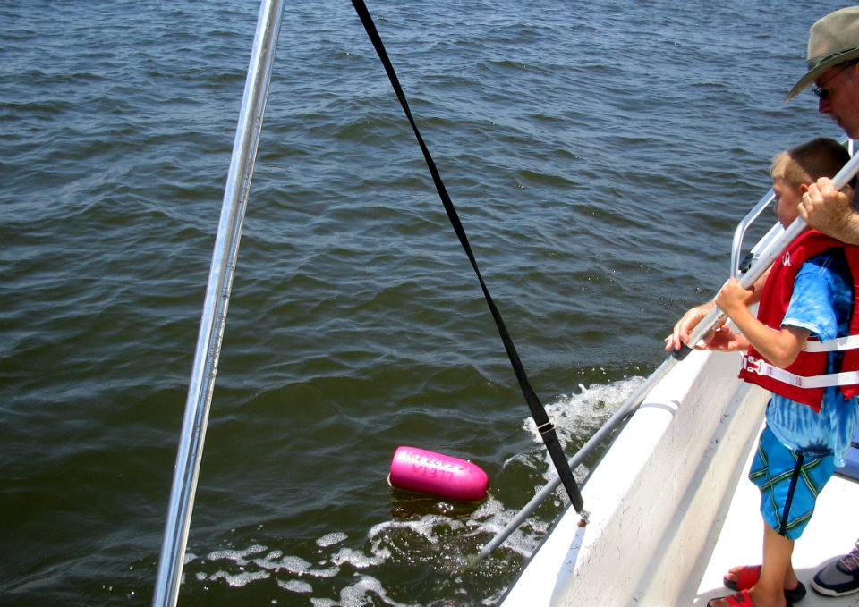 OBX kids crabbing